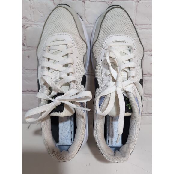 Nike Air Max SC White Black Volt 2022 Women's Size 9 FJO733-121 - Picture 2 of 11